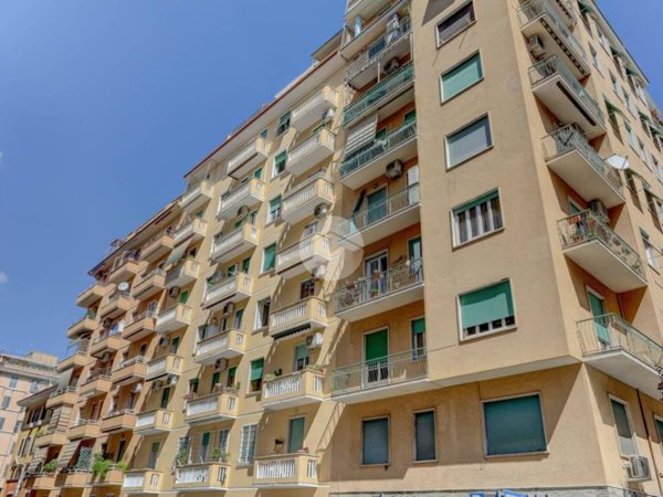 appartamento in vendita a Roma in zona Tuscolano