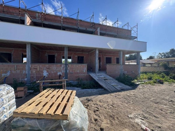 casa indipendente in vendita a Roma in zona Piana del Sole