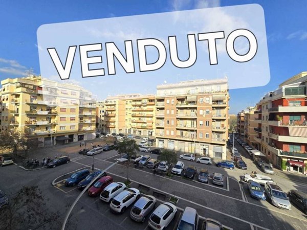 appartamento in vendita a Roma in zona Collatino
