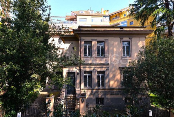 casa indipendente in vendita a Roma in zona Pinciano