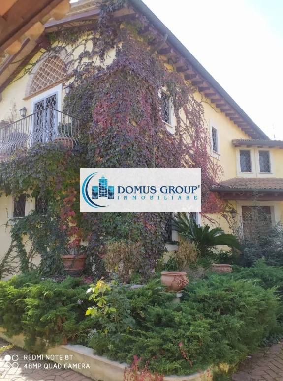 casa indipendente in vendita a Roma in zona Acilia