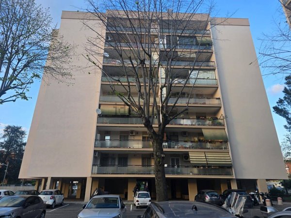 appartamento in vendita a Roma in zona Torrino