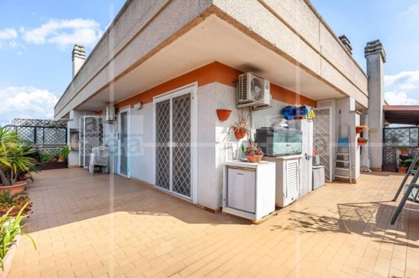 appartamento in vendita a Roma in zona Ponte di Nona