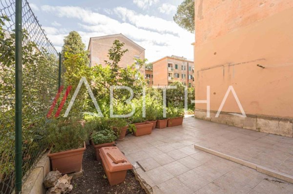 appartamento in vendita a Roma in zona San Basilio