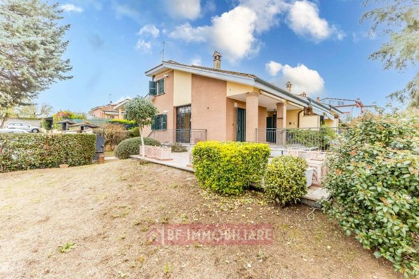 casa indipendente in vendita a Roma in zona Trigoria