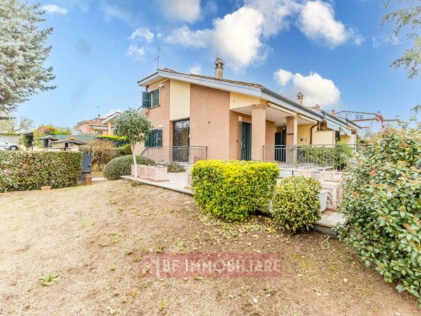 casa indipendente in vendita a Roma in zona Trigoria