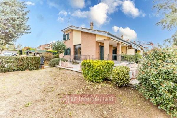 casa indipendente in vendita a Roma in zona Trigoria