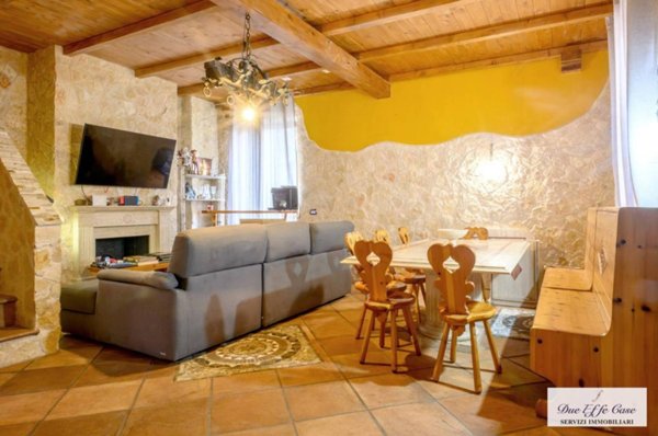 casa indipendente in vendita a Roma in zona Prenestino-Labicano