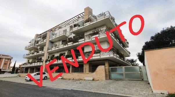 appartamento in vendita a Roma in zona Mezzocammino