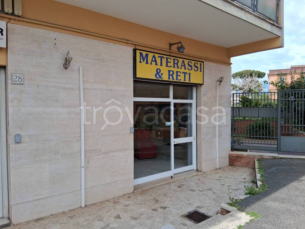 negozio in vendita a Roma