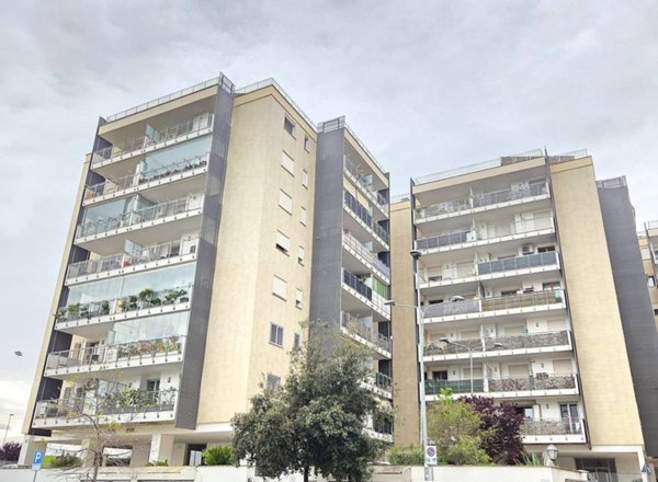 appartamento in vendita a Roma in zona Giuliano Dalmata