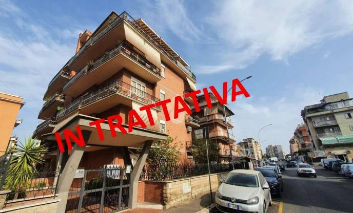 appartamento in vendita a Roma in zona Prenestino-Centocelle