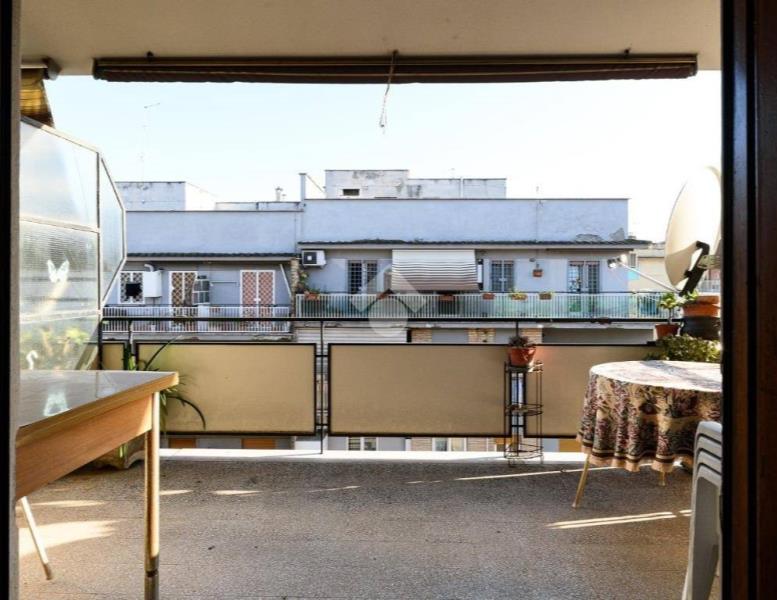 appartamento in vendita a Roma in zona Prenestino-Labicano
