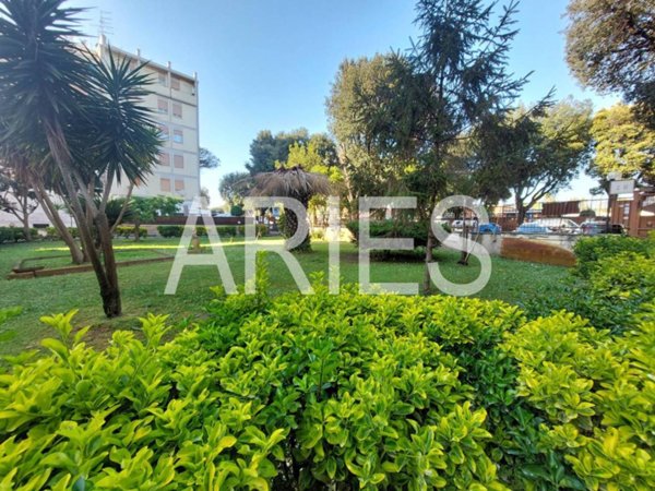 appartamento in vendita a Roma in zona Ostia