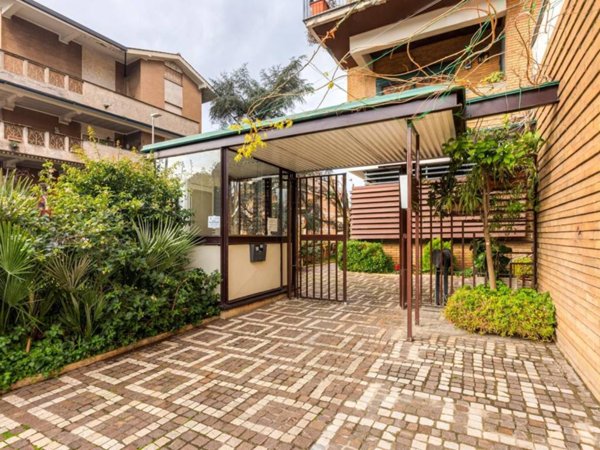 appartamento in vendita a Roma in zona Rione Prati