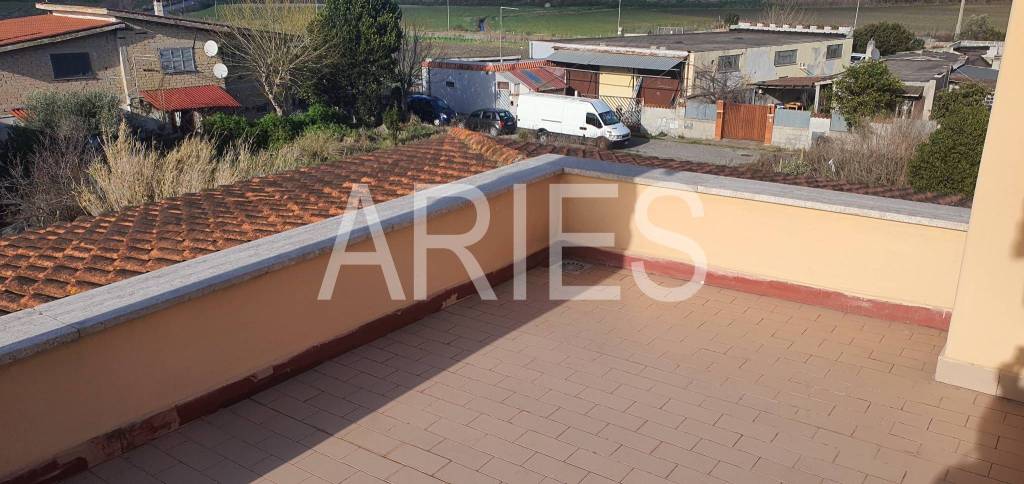 appartamento in vendita a Roma in zona Piana del Sole