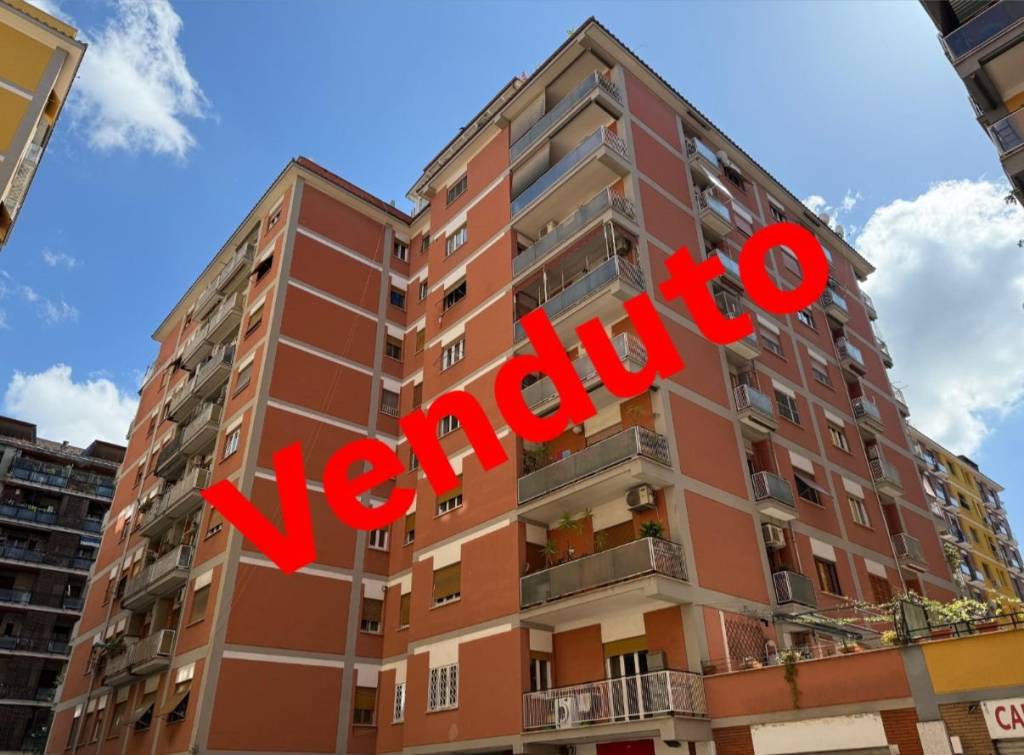 appartamento in vendita a Roma in zona Portuense