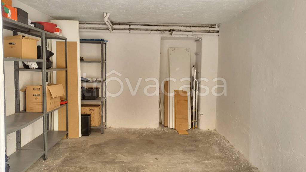 locale di sgombero in vendita a Roma in zona Trieste