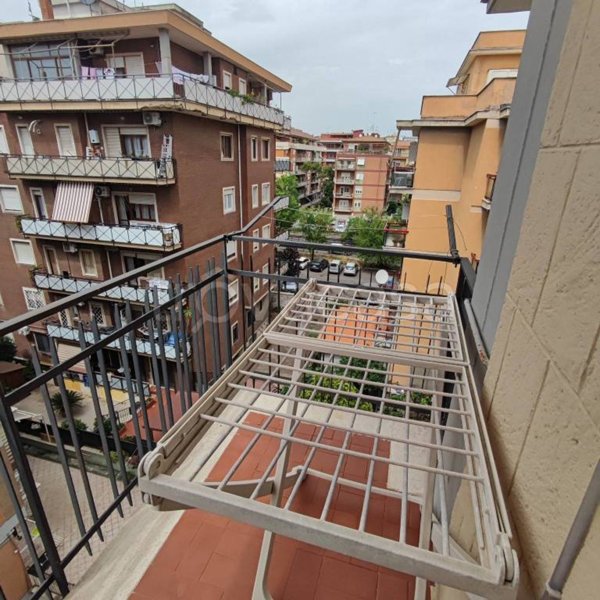 appartamento in vendita a Roma in zona Ostia