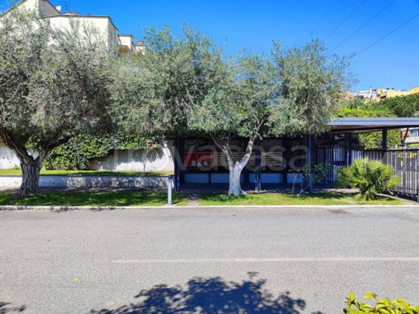 casa indipendente in vendita a Roma in zona Ponte Mammolo