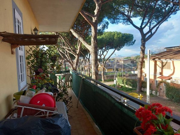 appartamento in vendita a Roma in zona Giardini di Corcolle