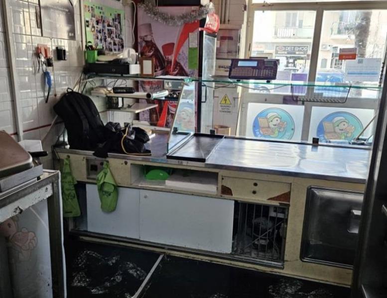 negozio in vendita a Roma in zona Appio Pignatelli