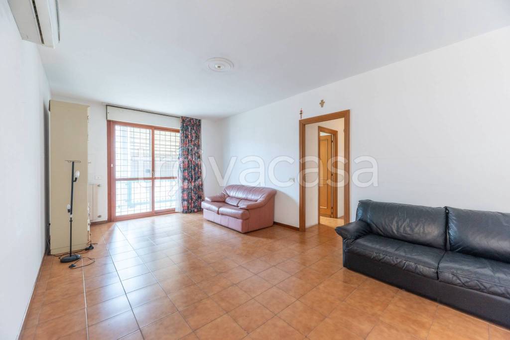 appartamento in vendita a Roma in zona Monte Sacro/Talenti