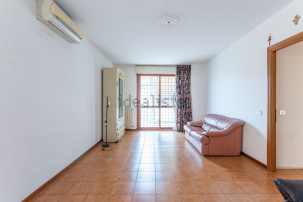 appartamento in vendita a Roma in zona Monte Sacro/Talenti