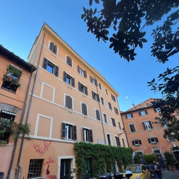 appartamento in vendita a Roma in zona Trastevere