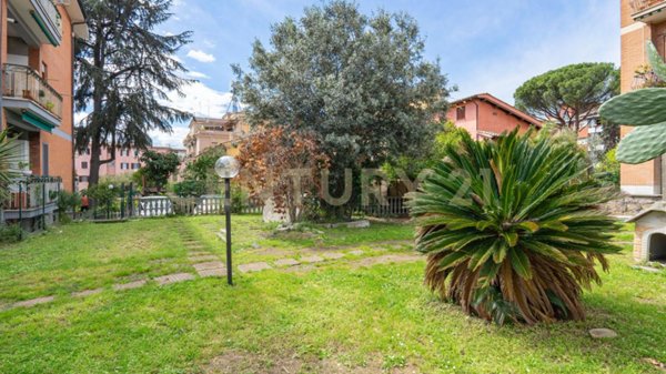appartamento in vendita a Roma in zona Portuense