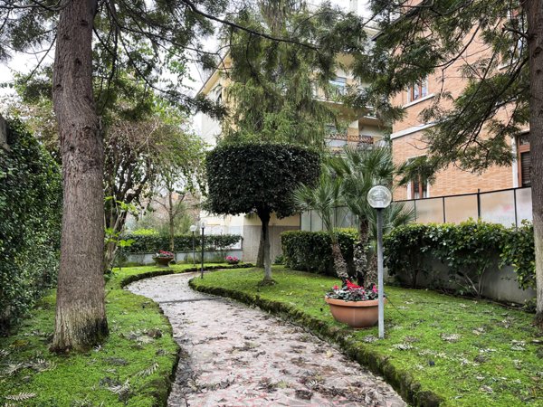 appartamento in vendita a Roma in zona Monte Sacro/Talenti