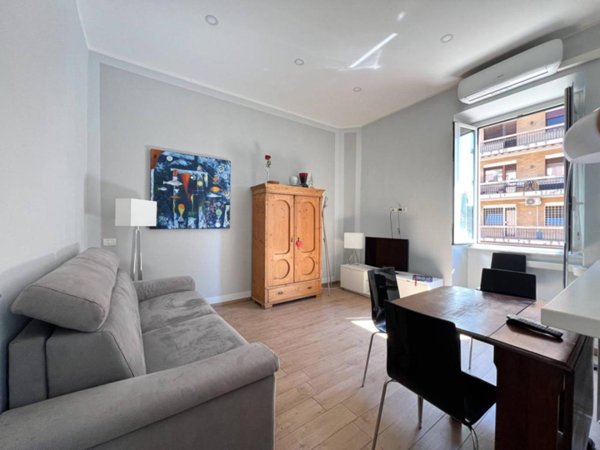 appartamento in vendita a Roma in zona Della Vittoria