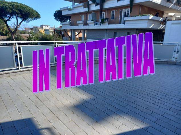appartamento in vendita a Roma in zona Acilia
