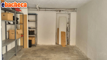 locale di sgombero in vendita a Roma in zona Trieste