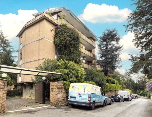 appartamento in vendita a Roma