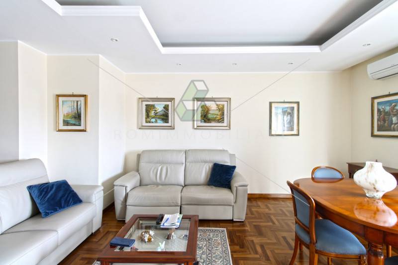 appartamento in vendita a Roma in zona Mostacciano