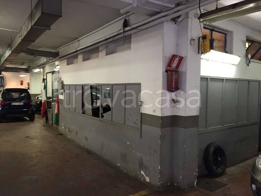 negozio in vendita a Roma in zona Collatino