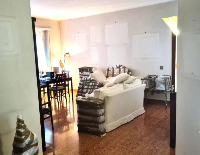 appartamento in vendita a Roma in zona Tuscolano