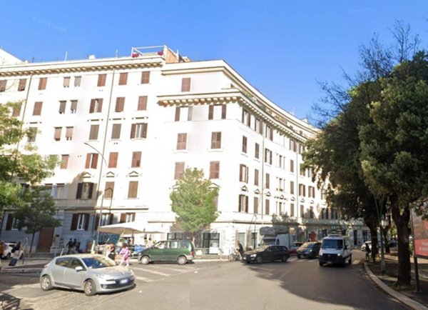 appartamento in vendita a Roma in zona Appio Latino