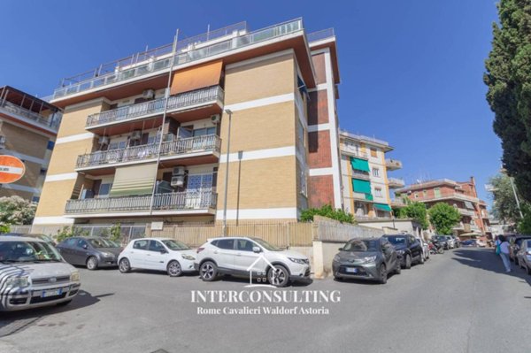 appartamento in vendita a Roma in zona Torrevecchia