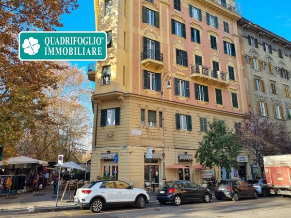 negozio in vendita a Roma in zona Rione Prati