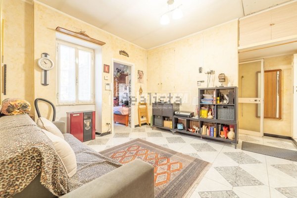 appartamento in vendita a Roma in zona Appio Claudio