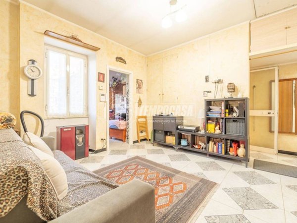 appartamento in vendita a Roma in zona Appio Claudio