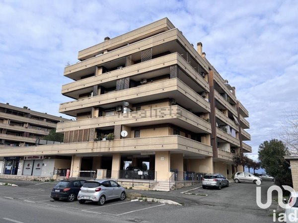 appartamento in vendita a Roma in zona Ponte di Nona