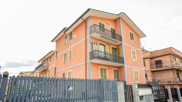 appartamento in vendita a Roma in zona Borghesiana