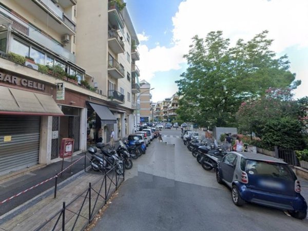 appartamento in vendita a Roma in zona Della Vittoria