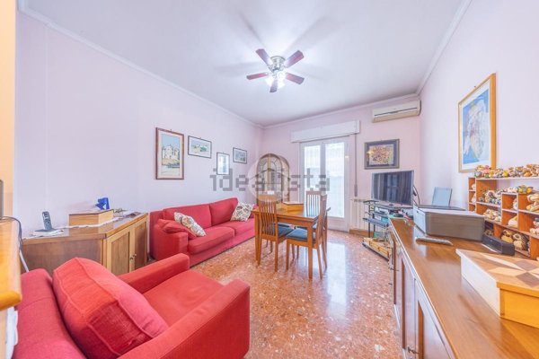 appartamento in vendita a Roma in zona Appio Pignatelli