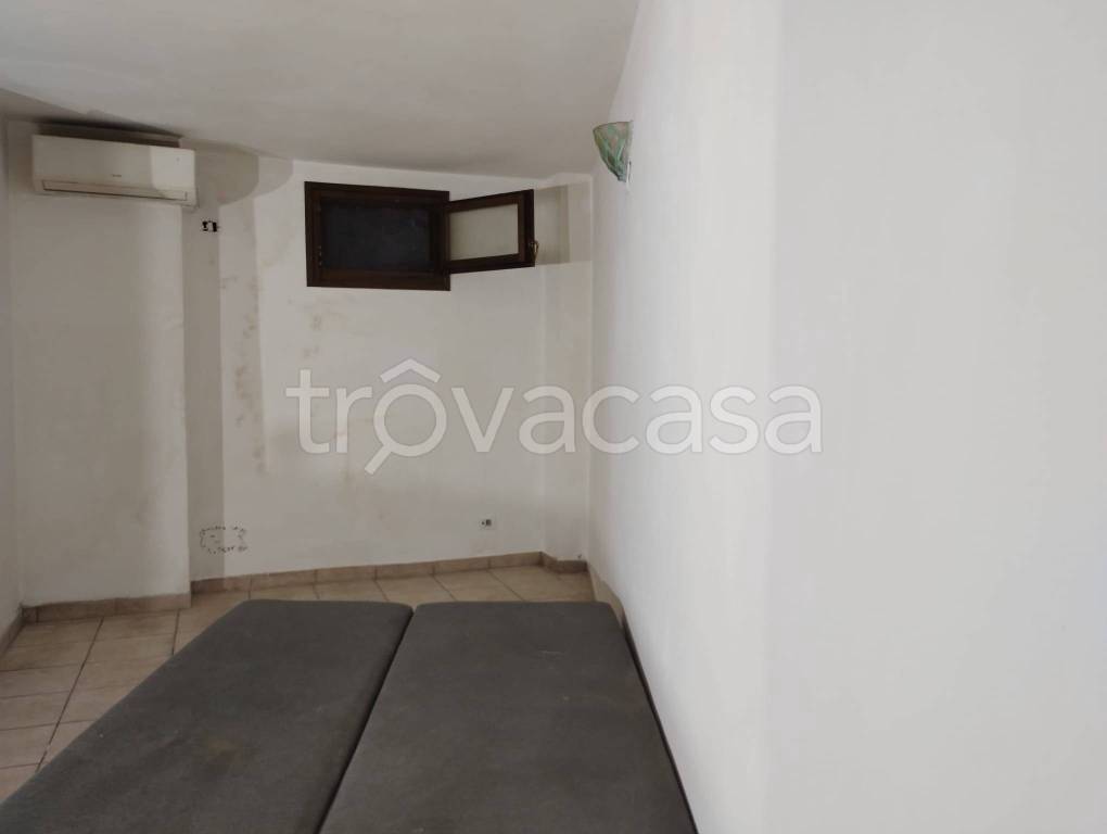 locale di sgombero in vendita a Roma in zona Pietralata