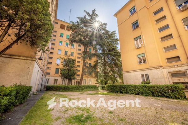 appartamento in vendita a Roma in zona Gianicolense