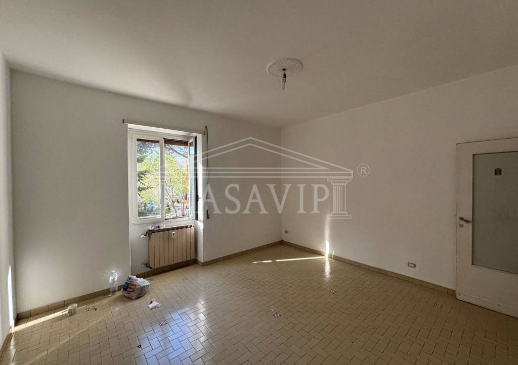 appartamento in vendita a Roma in zona Cinecittà